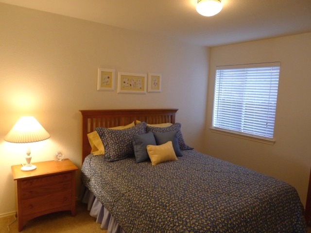 9336 Bernoulli -large picture - middle bedroom