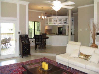 2008 Headwater breakfast room